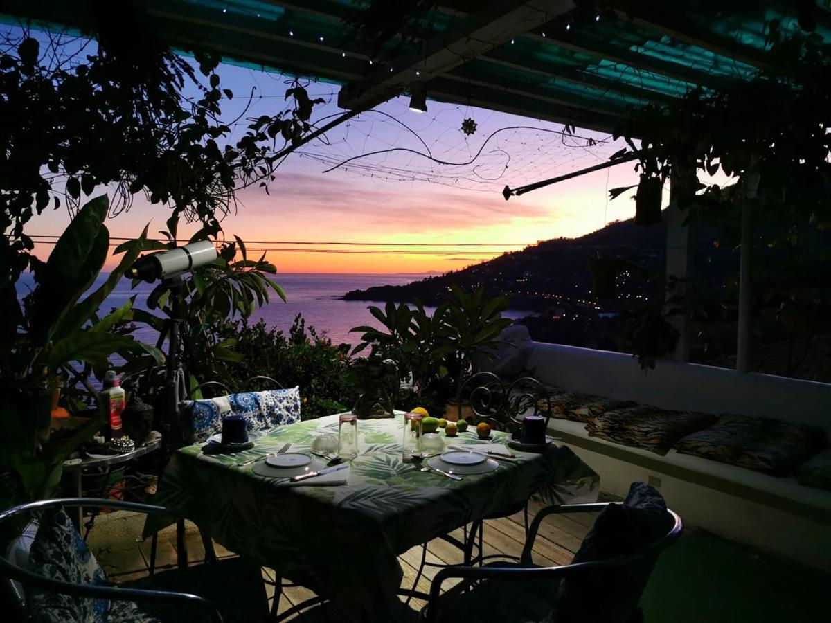 Romantic Casa Lorenzina Affittacamere Ventimiglia Exterior foto
