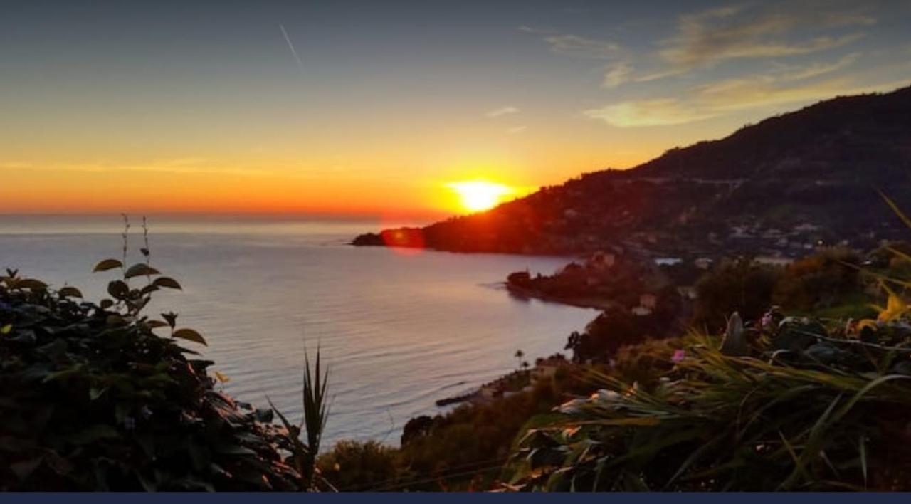 Romantic Casa Lorenzina Affittacamere Ventimiglia Exterior foto