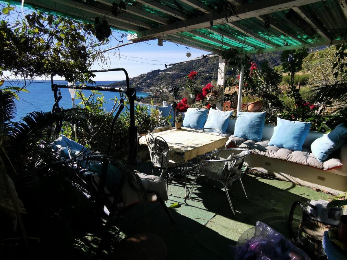 Romantic Casa Lorenzina Affittacamere Ventimiglia Exterior foto